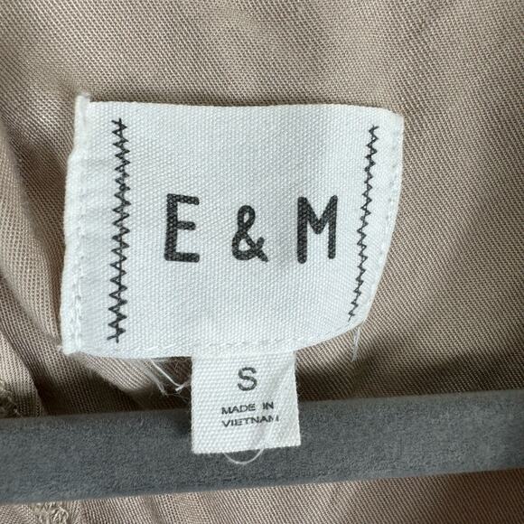 E & M Tan 100% Rayon Full Zip Snaps Lightweight Jacket Pockets Size S - Picture 7 of 9